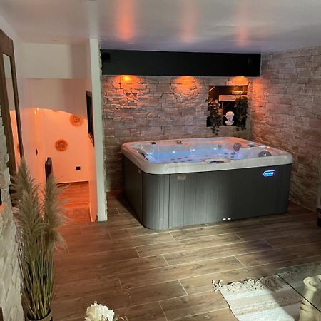 Chateau De La Sagesse Spa Rouen Buitenkant foto