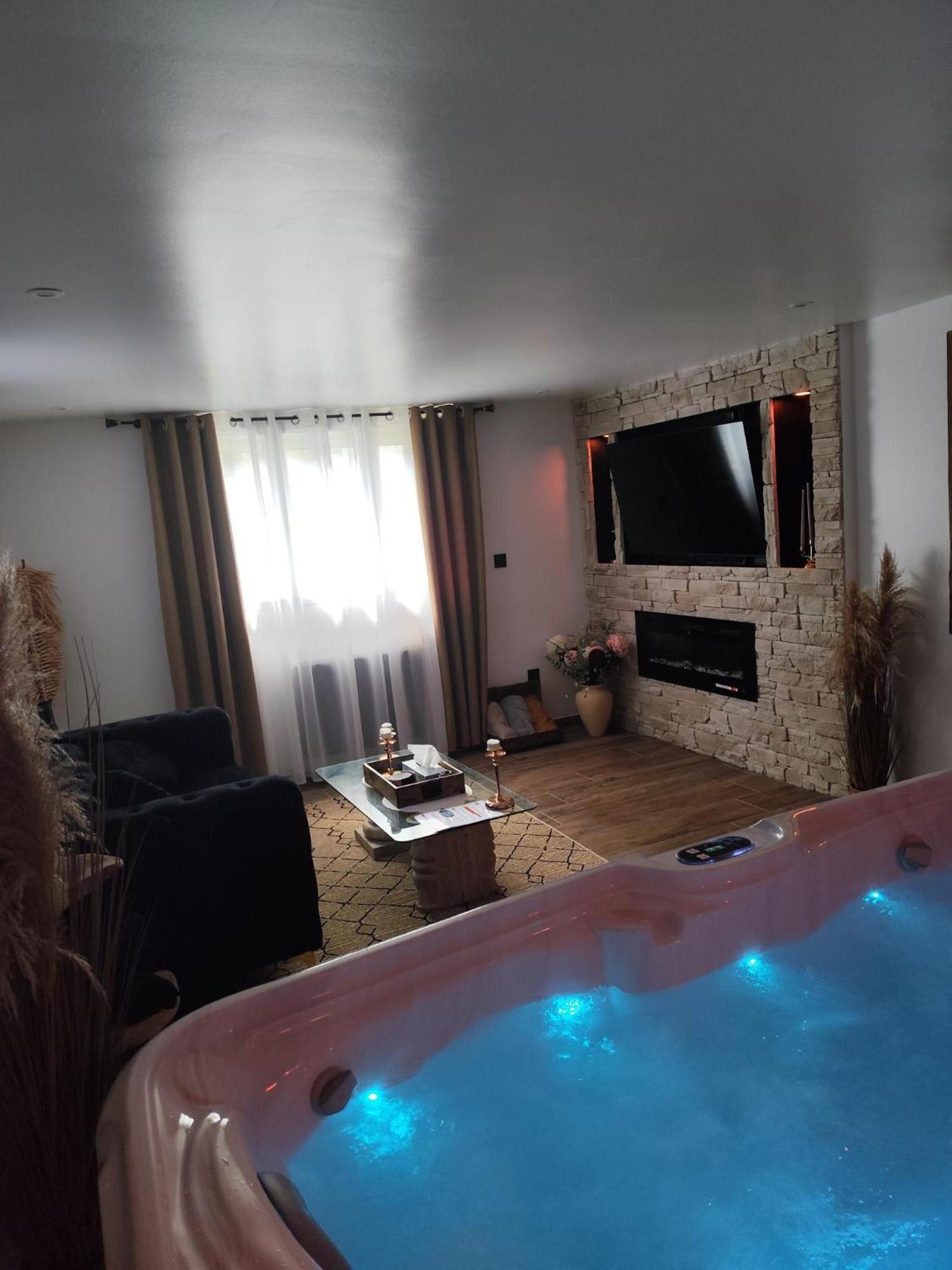 Chateau De La Sagesse Spa Rouen Buitenkant foto
