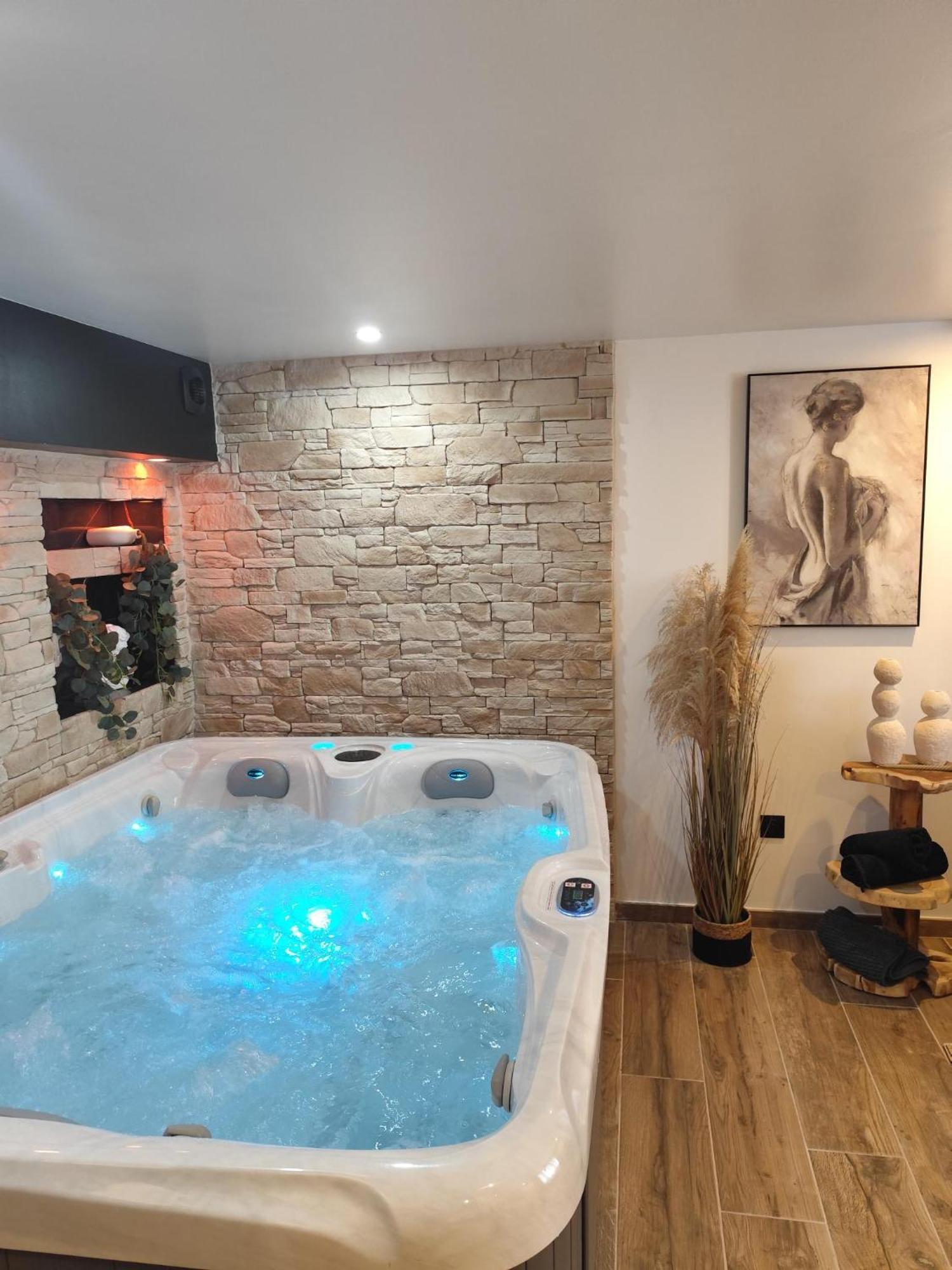 Chateau De La Sagesse Spa Rouen Buitenkant foto